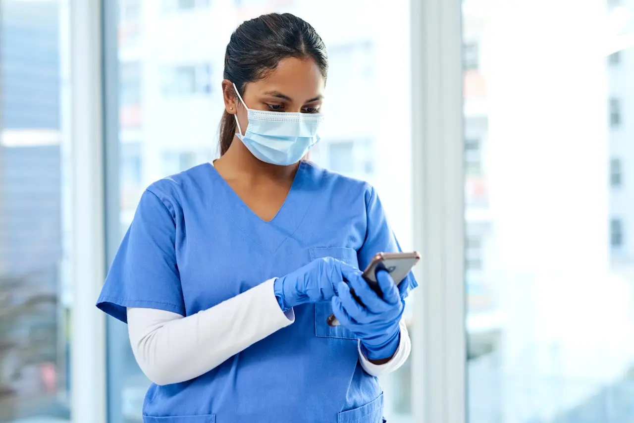 Integration Engineers Healthcare Facilities (1) Healthcare staff using secure communication system